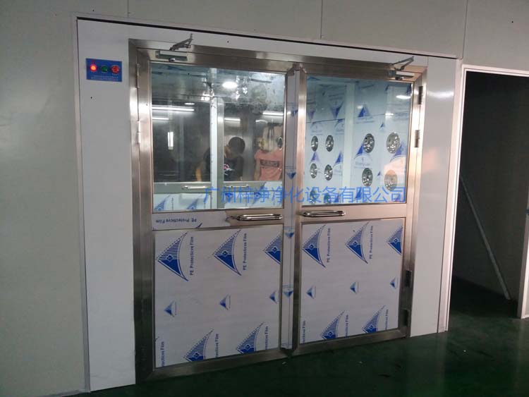 普通貨淋室安裝現(xiàn)場(chǎng)